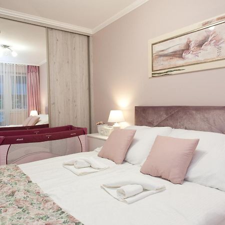 Apartament Kasprowicza 20 A Z Garazen Kolobrzeg Luaran gambar
