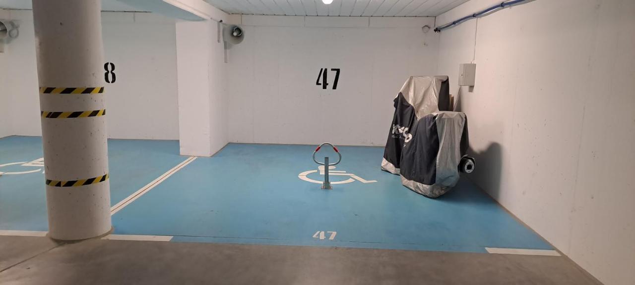 Apartament Kasprowicza 20 A Z Garazen Kolobrzeg Luaran gambar