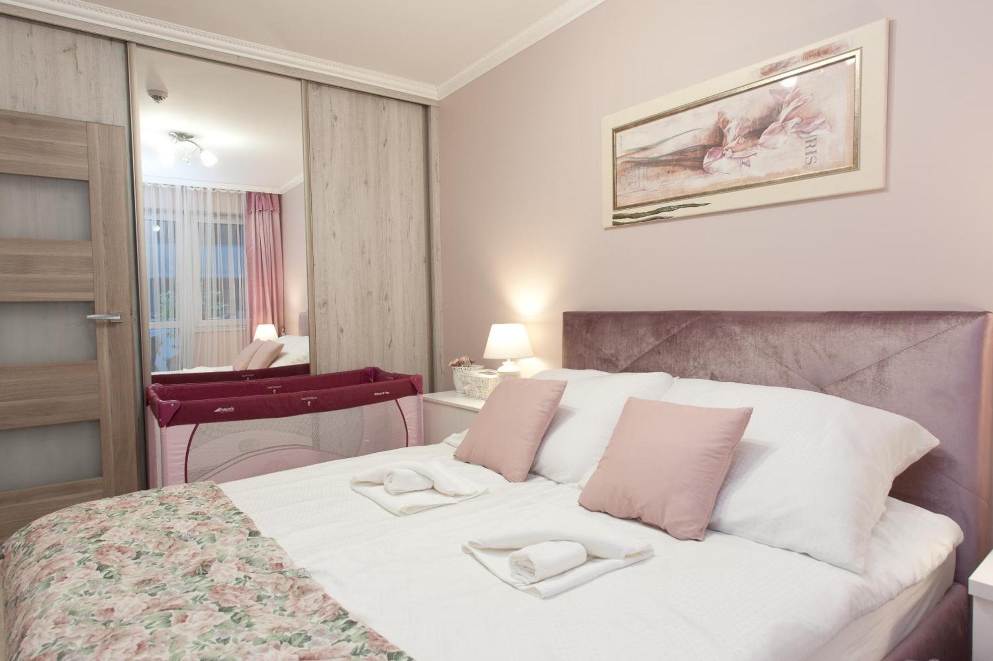 Apartament Kasprowicza 20 A Z Garazen Kolobrzeg Luaran gambar